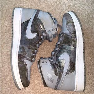 Rare Air Jordan 1’s Camo Size 8